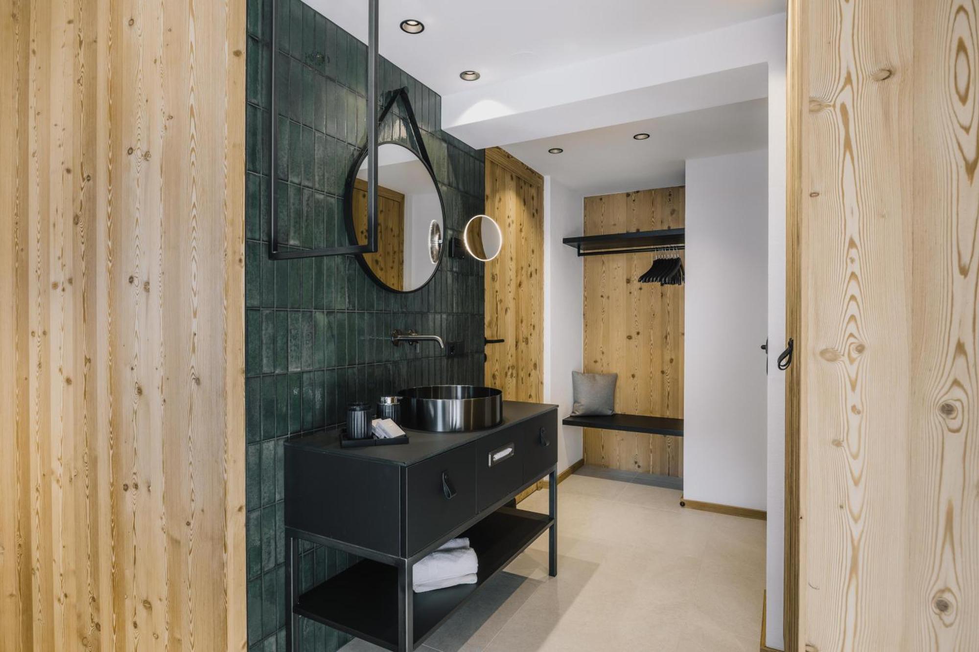 Alpinlounge Raetia Appartements イシュグル エクステリア 写真