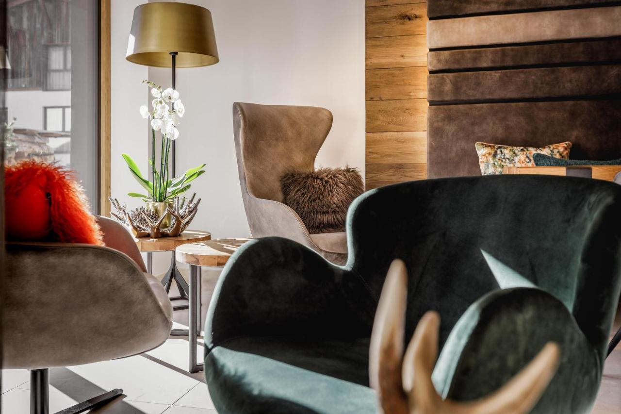 Alpinlounge Raetia Appartements イシュグル エクステリア 写真