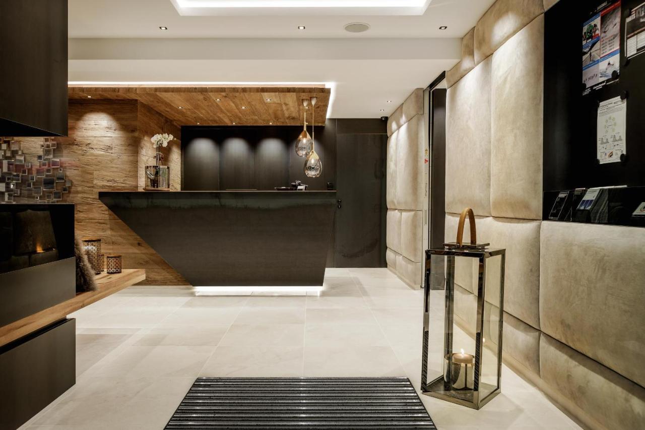 Alpinlounge Raetia Appartements イシュグル エクステリア 写真