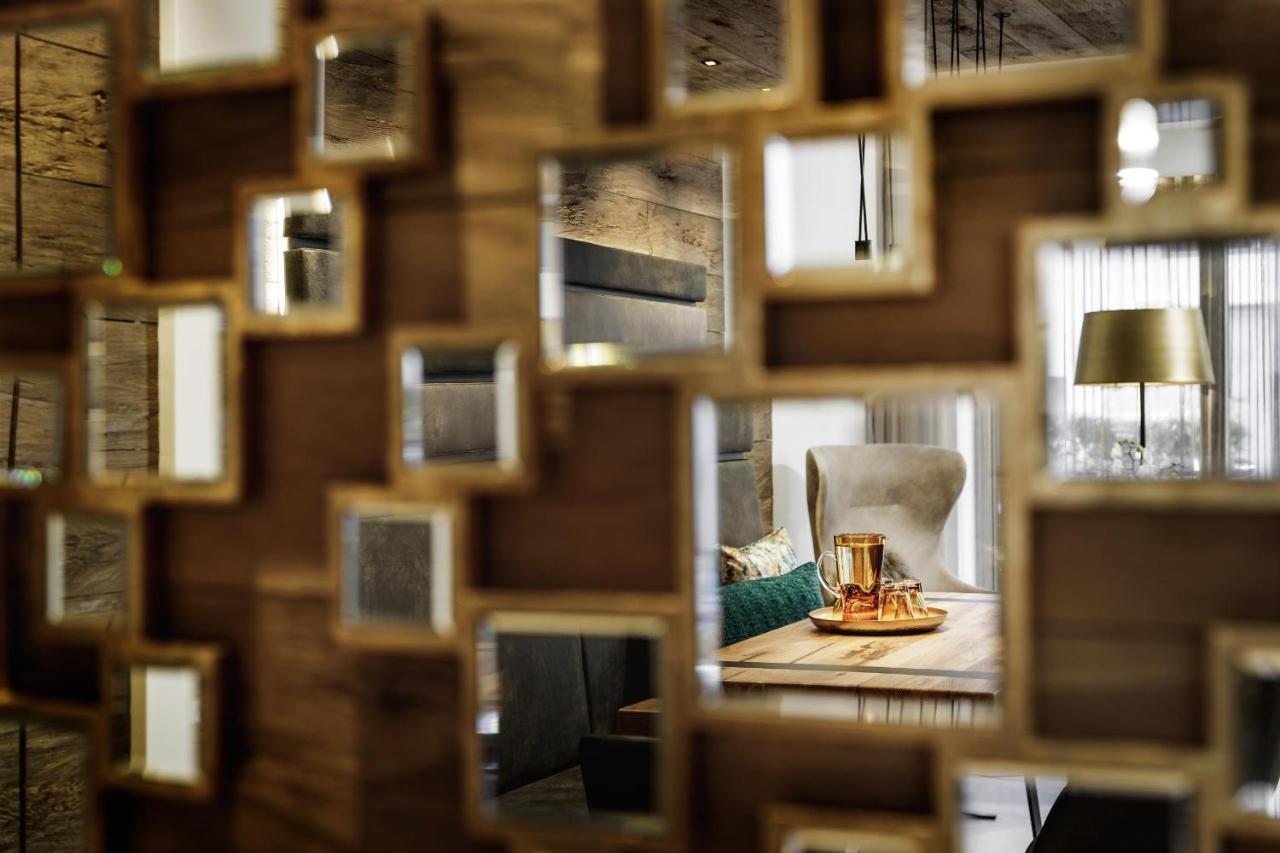 Alpinlounge Raetia Appartements イシュグル エクステリア 写真