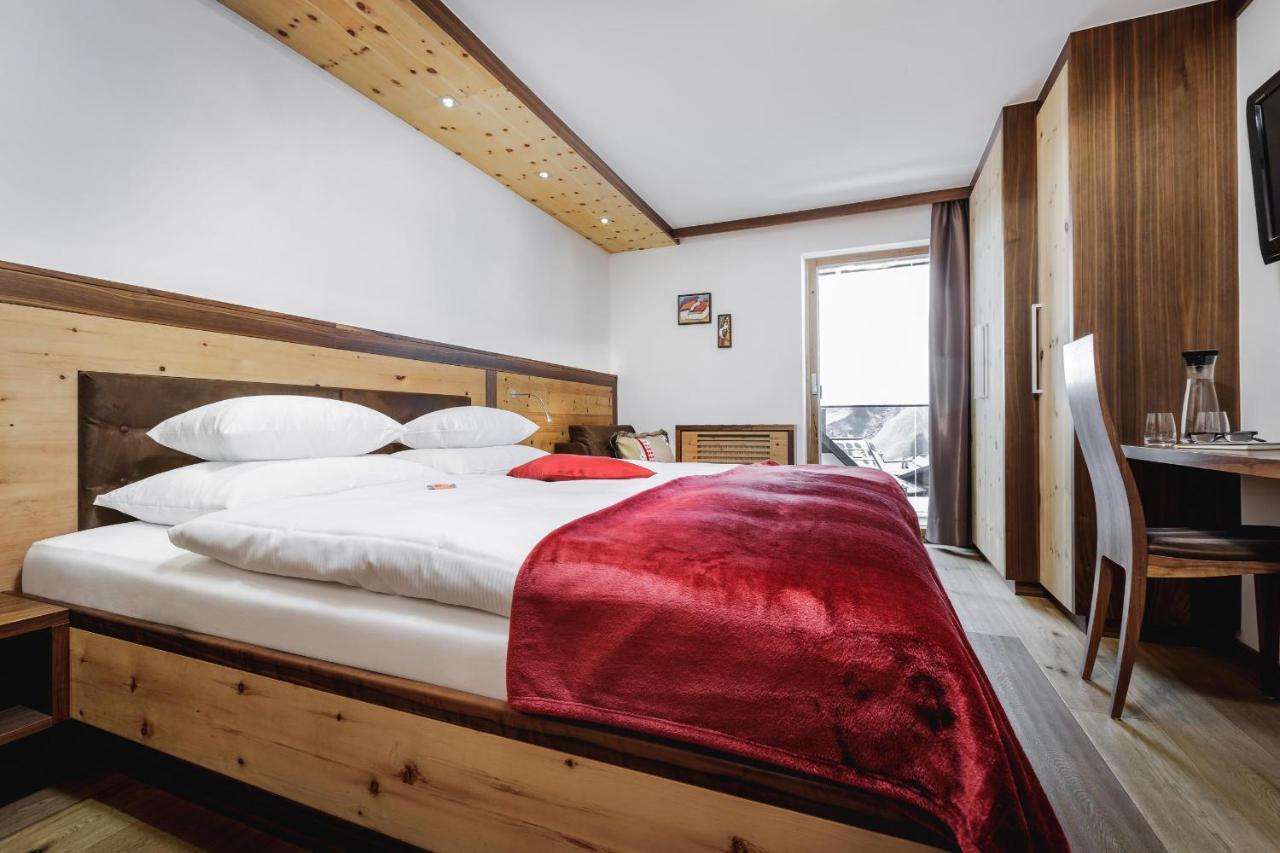 Alpinlounge Raetia Appartements イシュグル エクステリア 写真