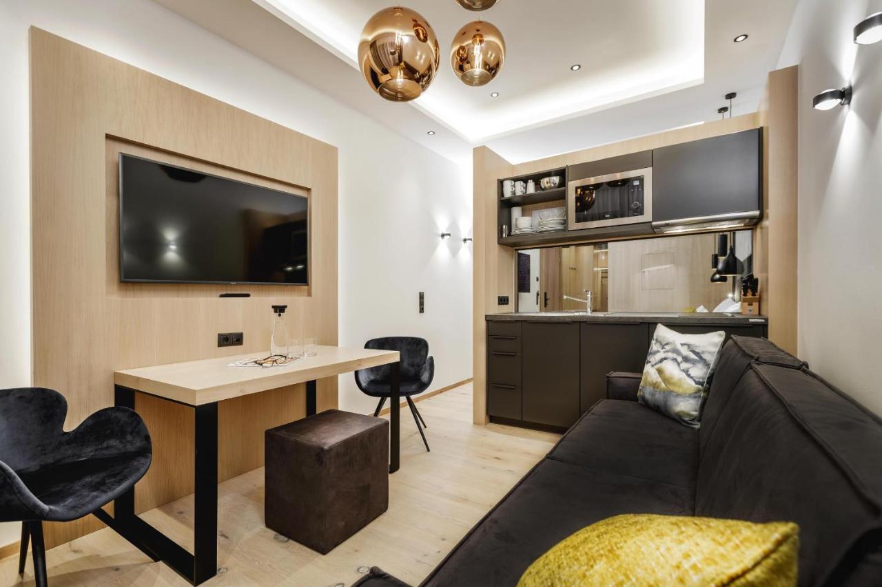 Alpinlounge Raetia Appartements イシュグル エクステリア 写真