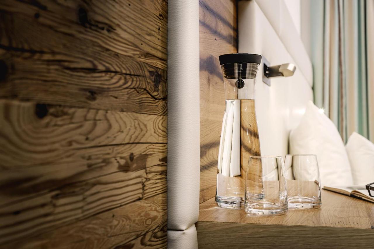 Alpinlounge Raetia Appartements イシュグル エクステリア 写真
