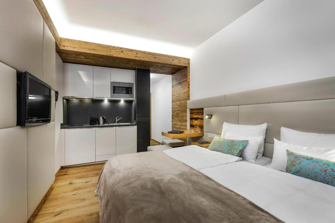 Alpinlounge Raetia Appartements イシュグル エクステリア 写真