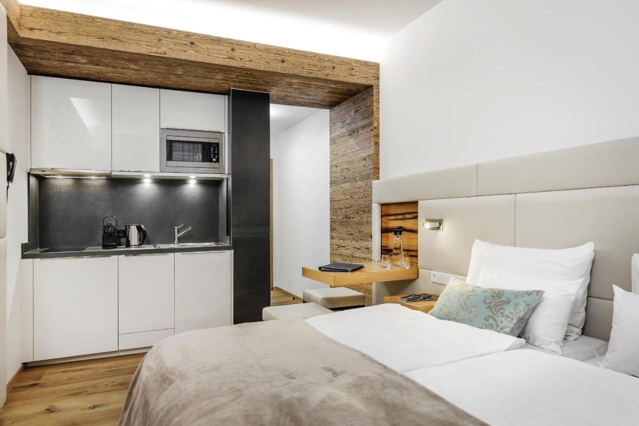 Alpinlounge Raetia Appartements イシュグル エクステリア 写真